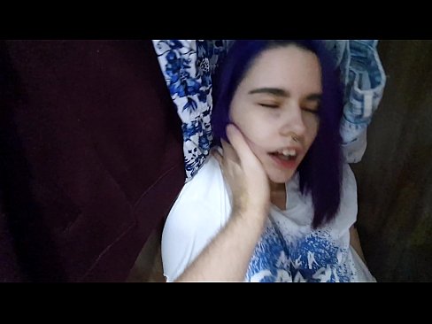 ❤️ Hittade min syster i garderoben och hjälpte henne att komma ❤ Sex at porn sv.redgast4asset.ru ❌️❤